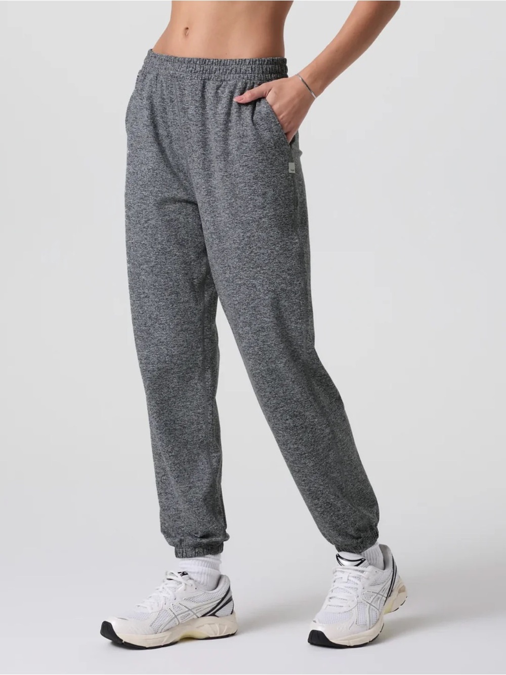 Vuori Boyfriend Jogger Women's Size XS Heather Grey